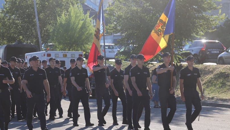 Peste 2 000 de militari vor participa la Parada Militară de Ziua Independenței