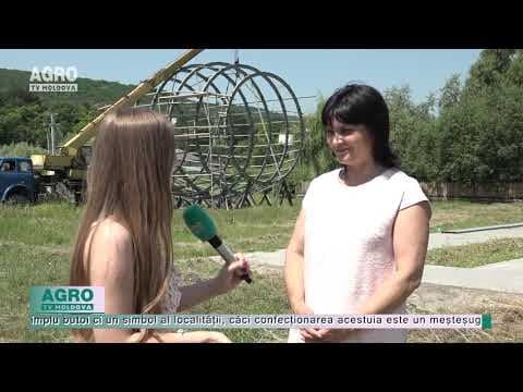 Butoi supraetajat, vedeta satului Scoreni