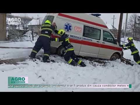 O ambulanță a rămas blocată în zăpadă la Taraclia