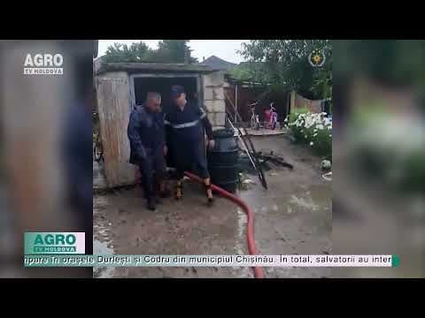 VIDEO / A fost nevoie de intervenția salvatorilor după ploi