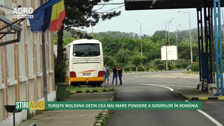 Turiștii din Moldova dețin cea mai mare pondere a sosirilor în România