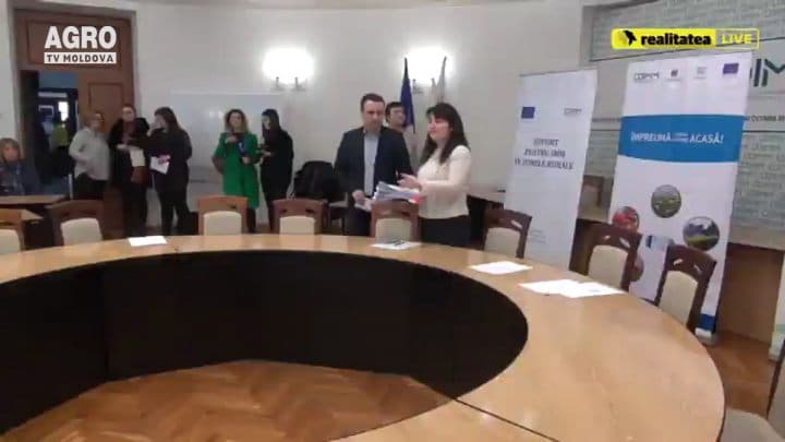 Au făcut bani în străinătate și i-au investit acasă