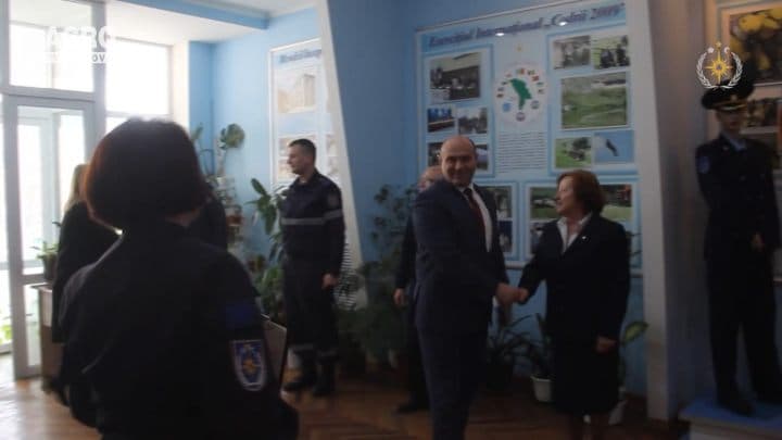 Mai pregătiți pentru situații de risc