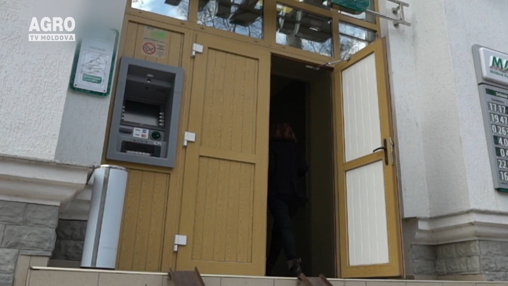 Plata ratelor, suspendată pentru trei luni