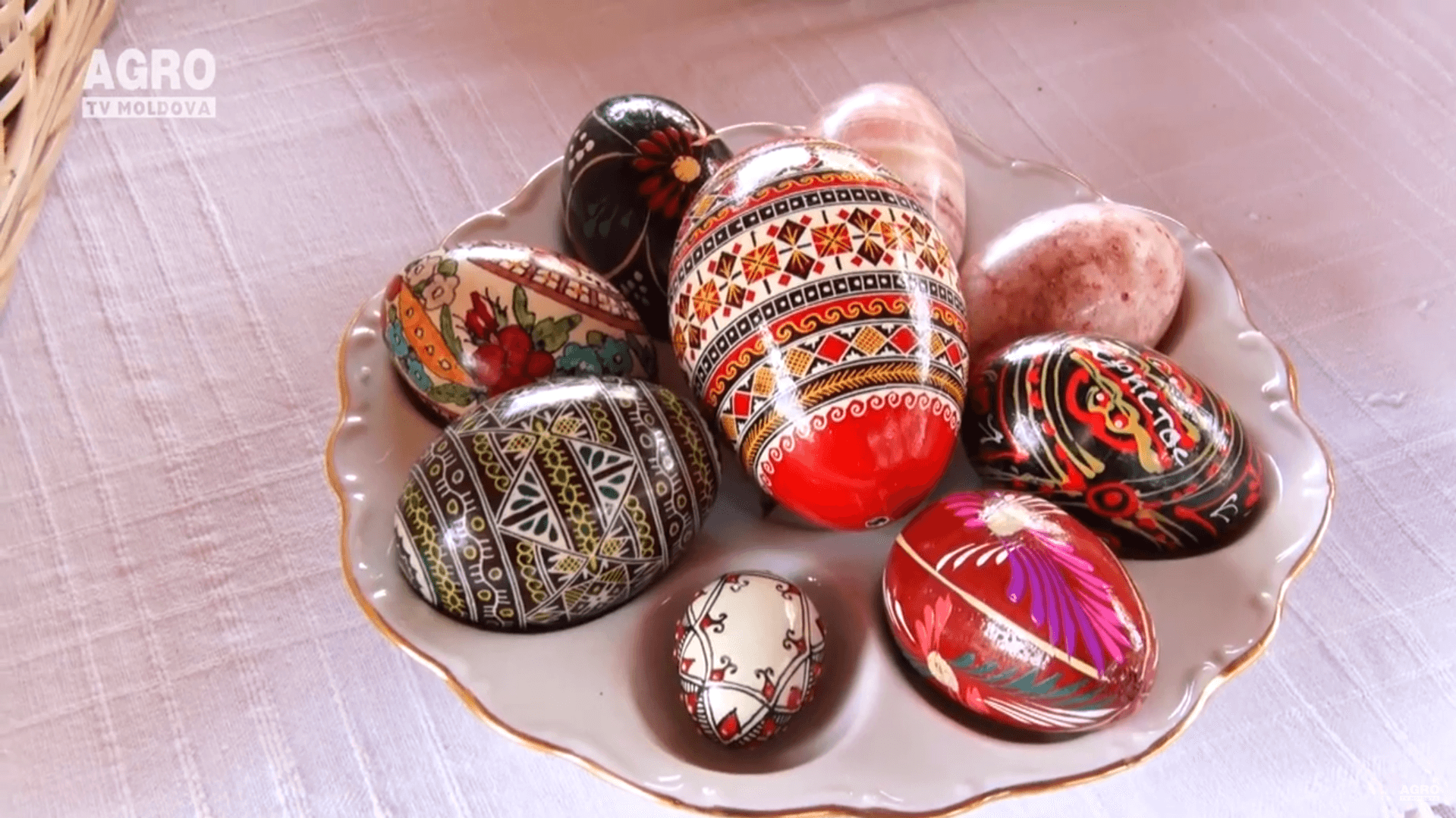 Arome de Cozonaci și Pască? Vin sărbătorile în casă!