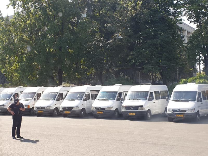 Transportatorii amenință din nou cu proteste