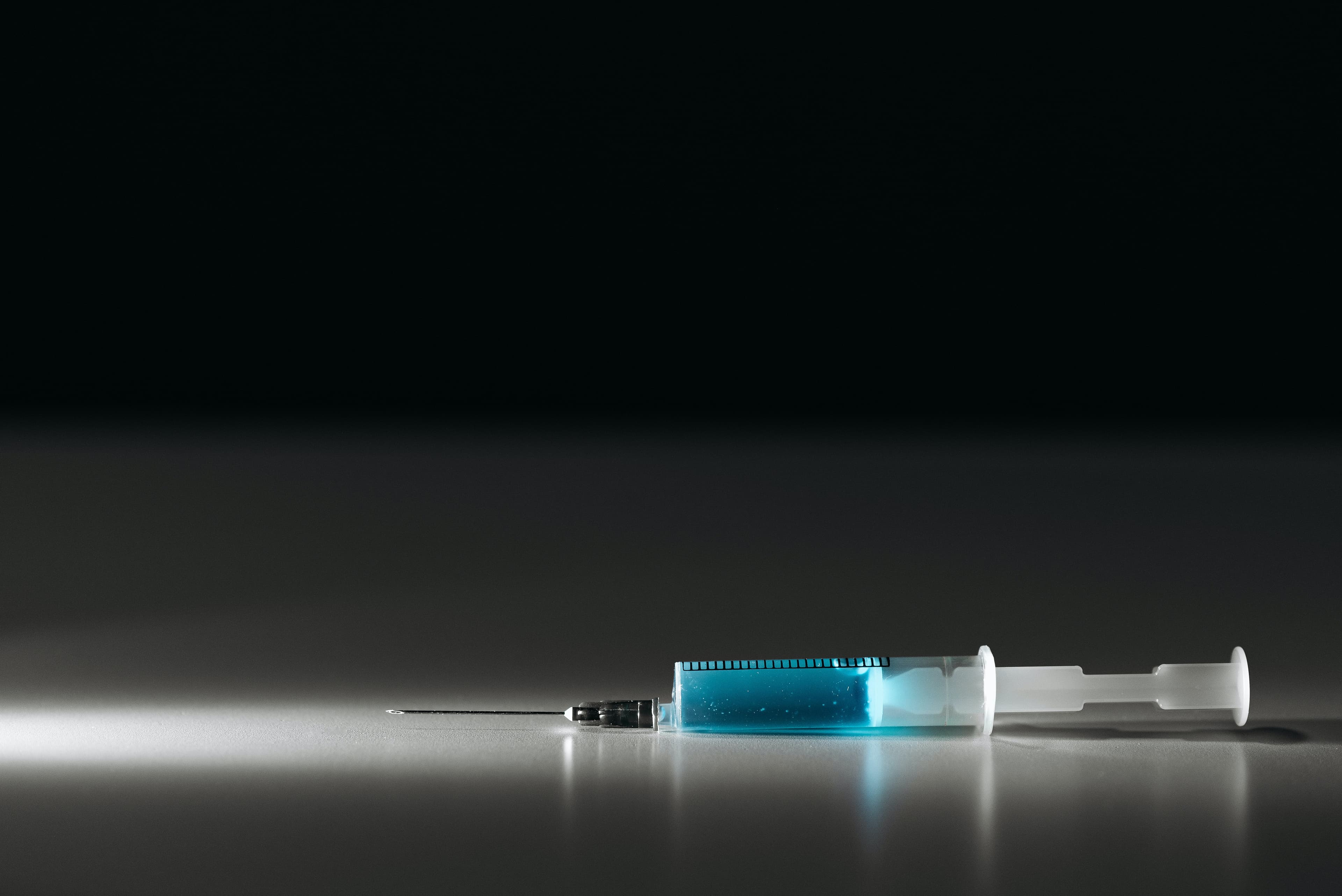 Ucraina solicită împrumuturi, pentru vaccinul COVID-19