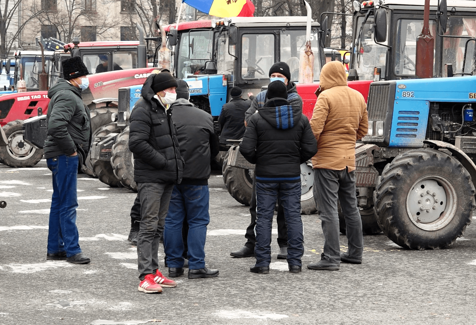 Agricultorii vor relua protestele la 15 decembrie