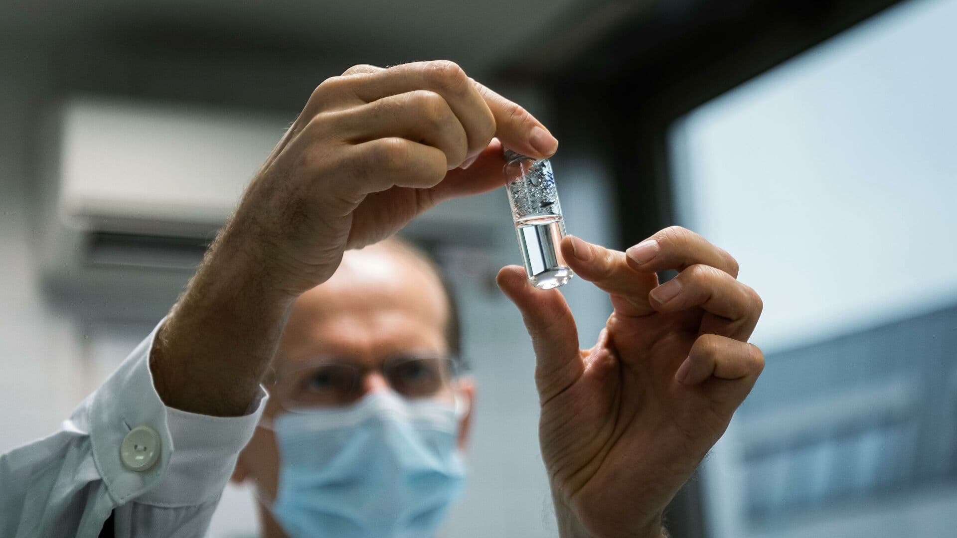 Mulți infectați, vaccinuri puține…