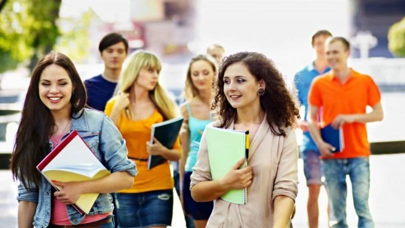 ANALIZĂ: Fiecare al optulea student din sălile de curs din Republica Moldova este străin / VIDEO