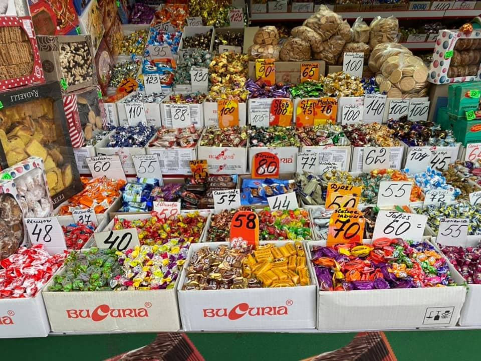 Analizează prețurile, apoi mergi la Piața Centrală din Capitală