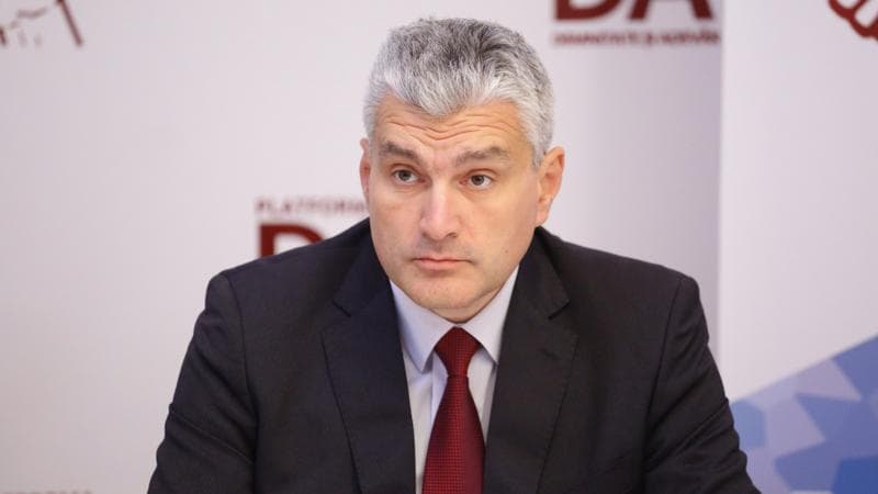 Slusari: Procesul degradării social-economice devine ireversibil
