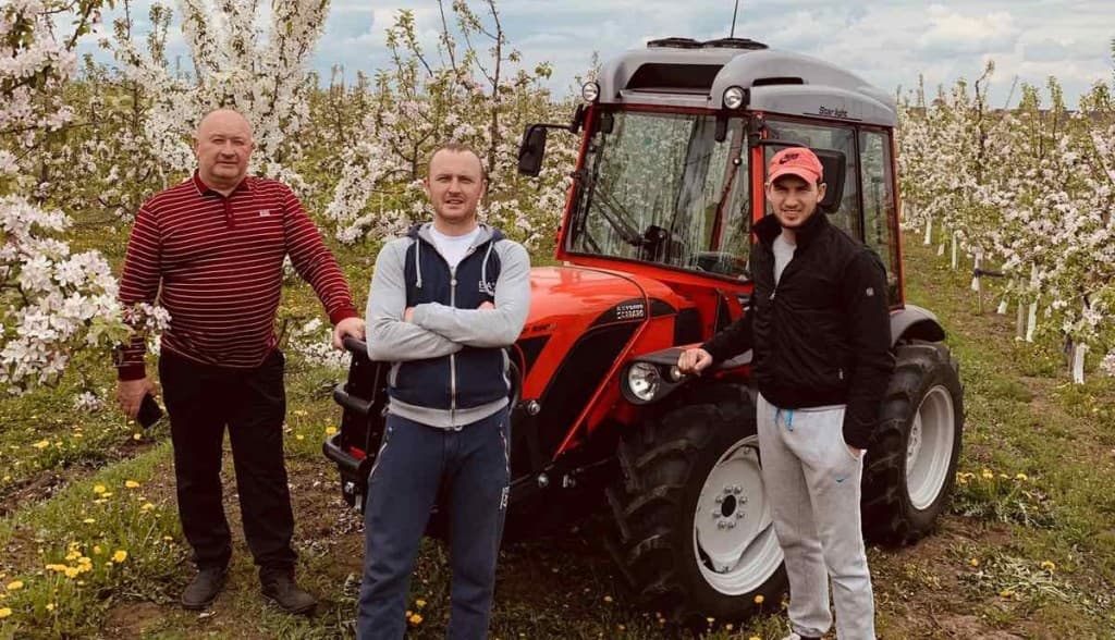 Frații Vadim și Igor Bîzdîga: livezile superintensive sunt de perspectivă