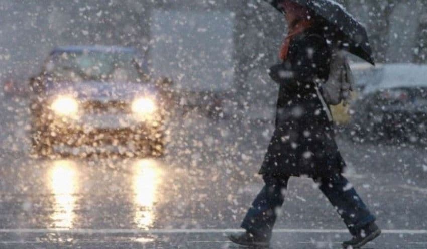 Ninsori la nord și lapoviță la sud, prognozează meteorologii