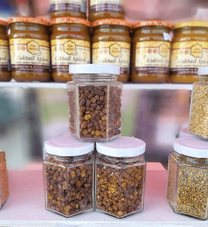 În produsele apicole găsești toată „tăblița lui Mendeleev”