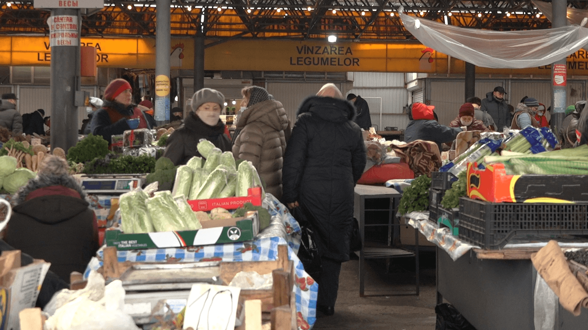 Cât îi costă pe moldoveni o masă de Crăciun