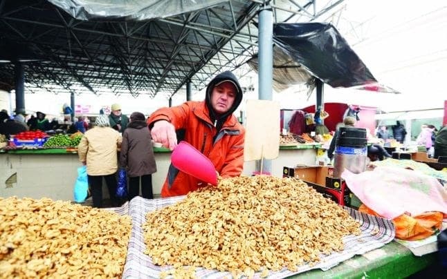 Preţul la miezul de nuci continuă să crească. Un kg costă cel puțin 120 lei