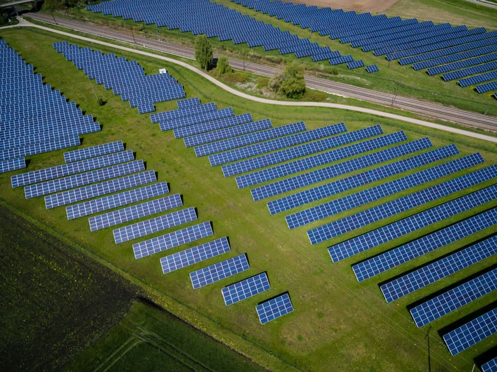 De ce să alegeți un sistem fotovoltaic? / FOTO
