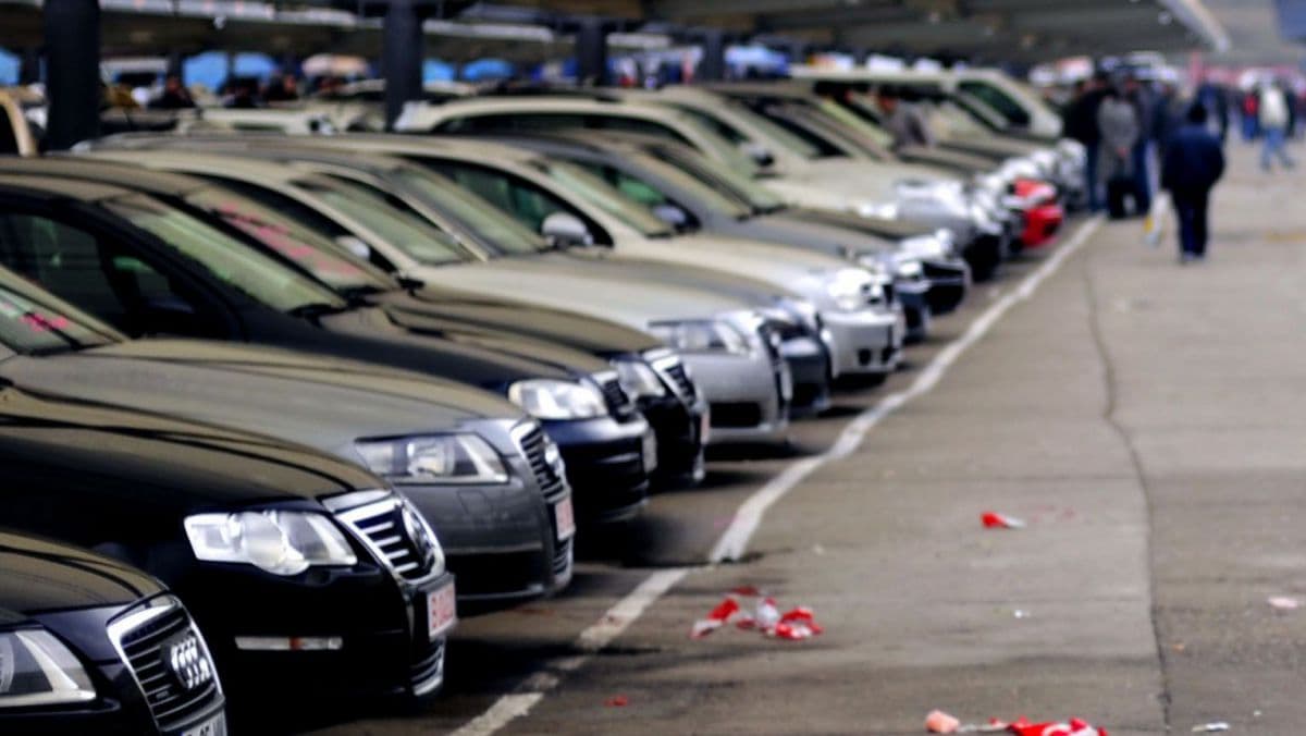 Aplicarea TVA la importul autovehiculelor, care urma să intre în vigoare din 2026, va fi amânată