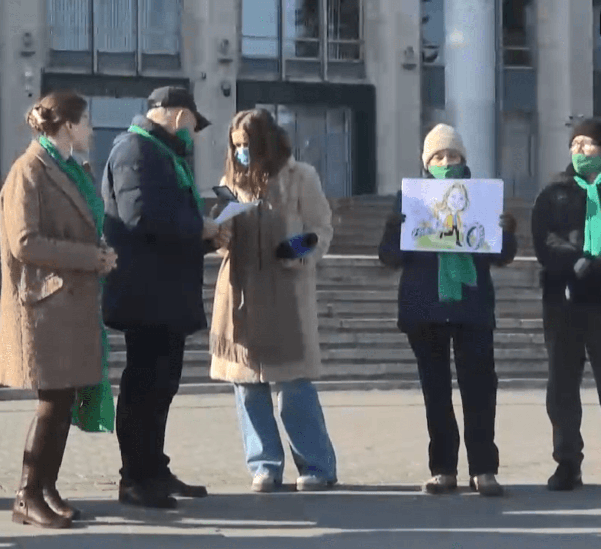 I se cere demisia pentru că nu apără mediul