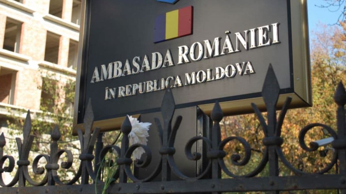 Secția Consulară a Ambasadei României își modifică programul