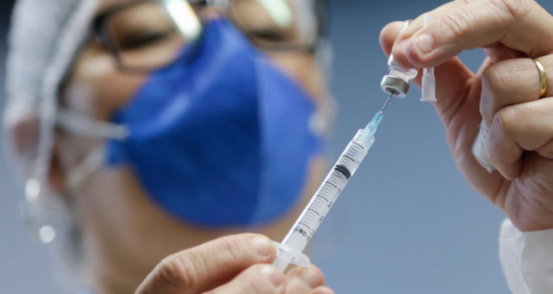 Cu ce vaccin se pot imuniza străinii în Moldova?