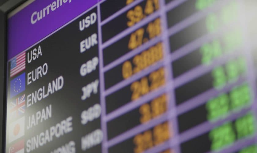 Va crește sau nu euro și dolarul în acest weekend. Ce ne transmite BNM