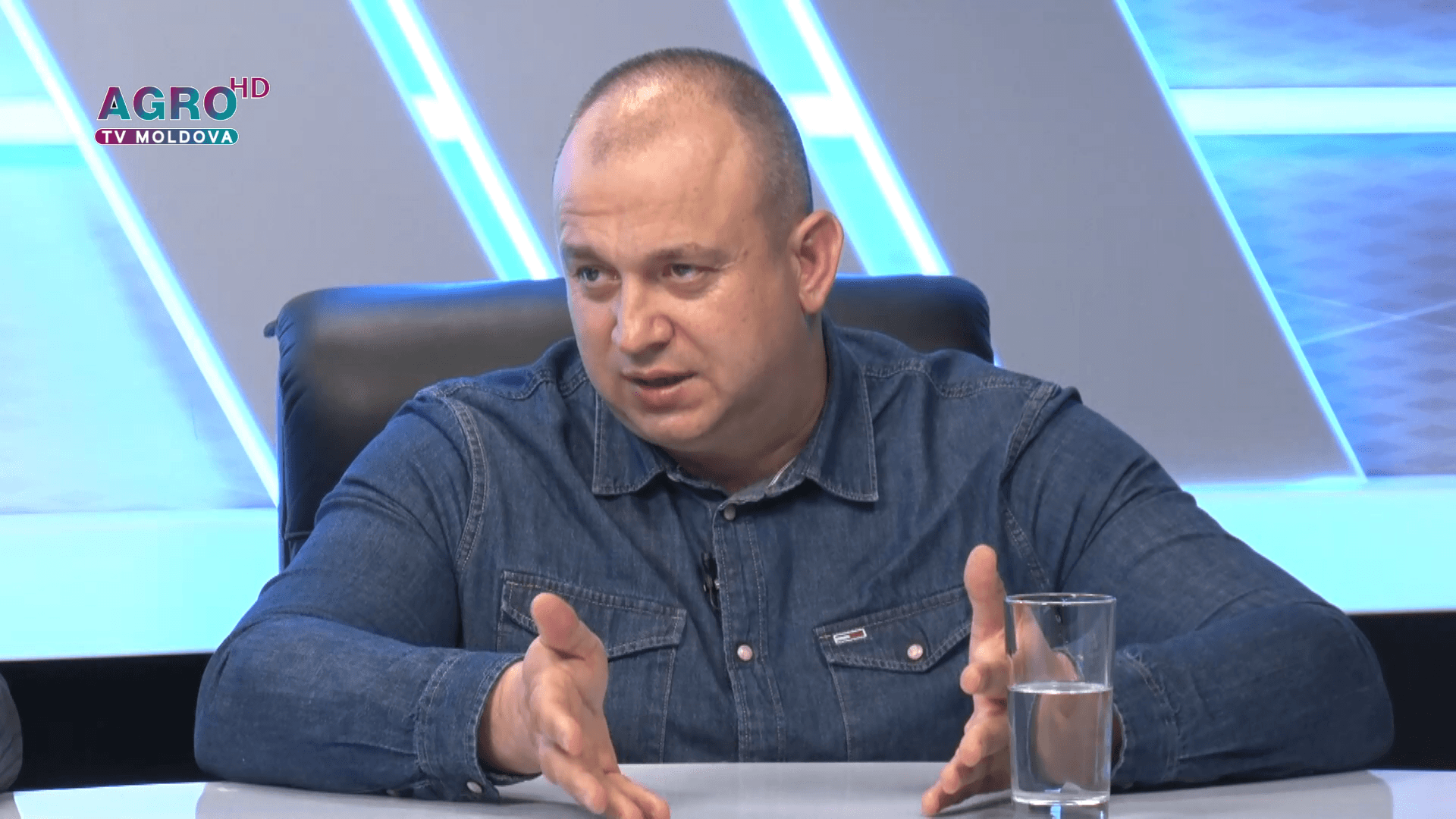 Fermier: "Vladimir Bolea îi explică Ministrului Finanțelor că dacă agricultorii nu vor fi ajutați într-o săptămână, va fi prea târziu"