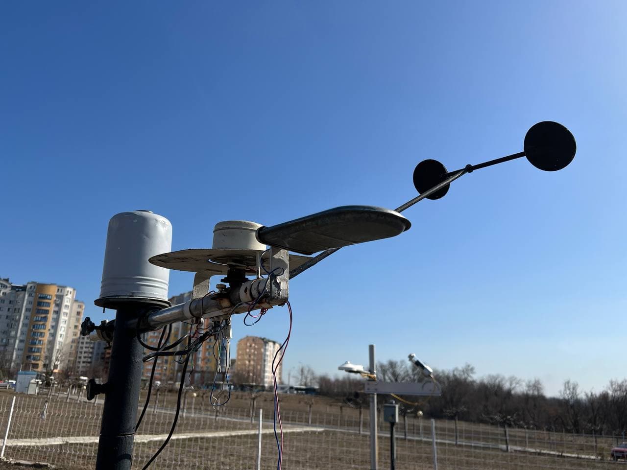 Cum se fac prognozele meteorologice și hidrologice