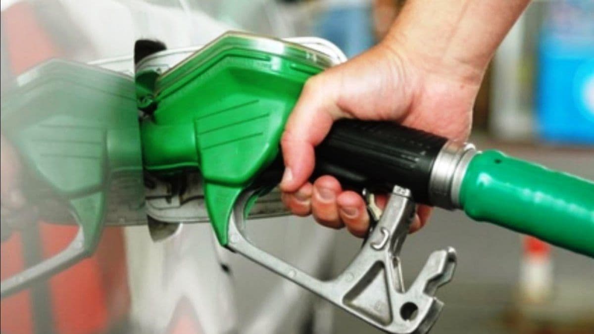 Prețul motorinei se apropie de 26 de lei