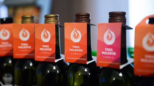 Vinurile moldovenești, promovate în China / FOTO