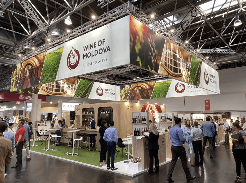 Vinurile moldovenești, la cea mai importantă expoziție din lume / FOTO