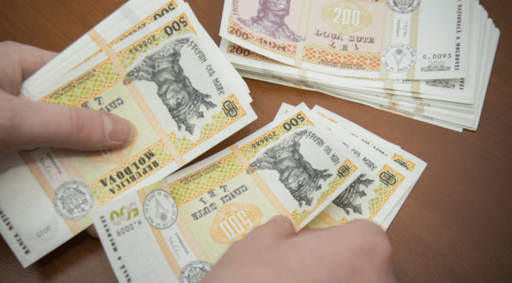 10.000 de familii vor primi ajutor pentru că au găzduit refugiați