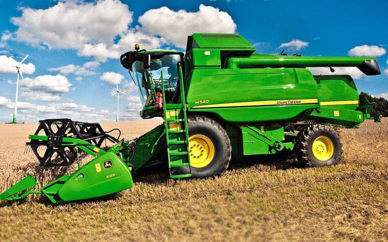 Au furat din Ucraina mașini agricole în valoare de 5 milioane de dolari