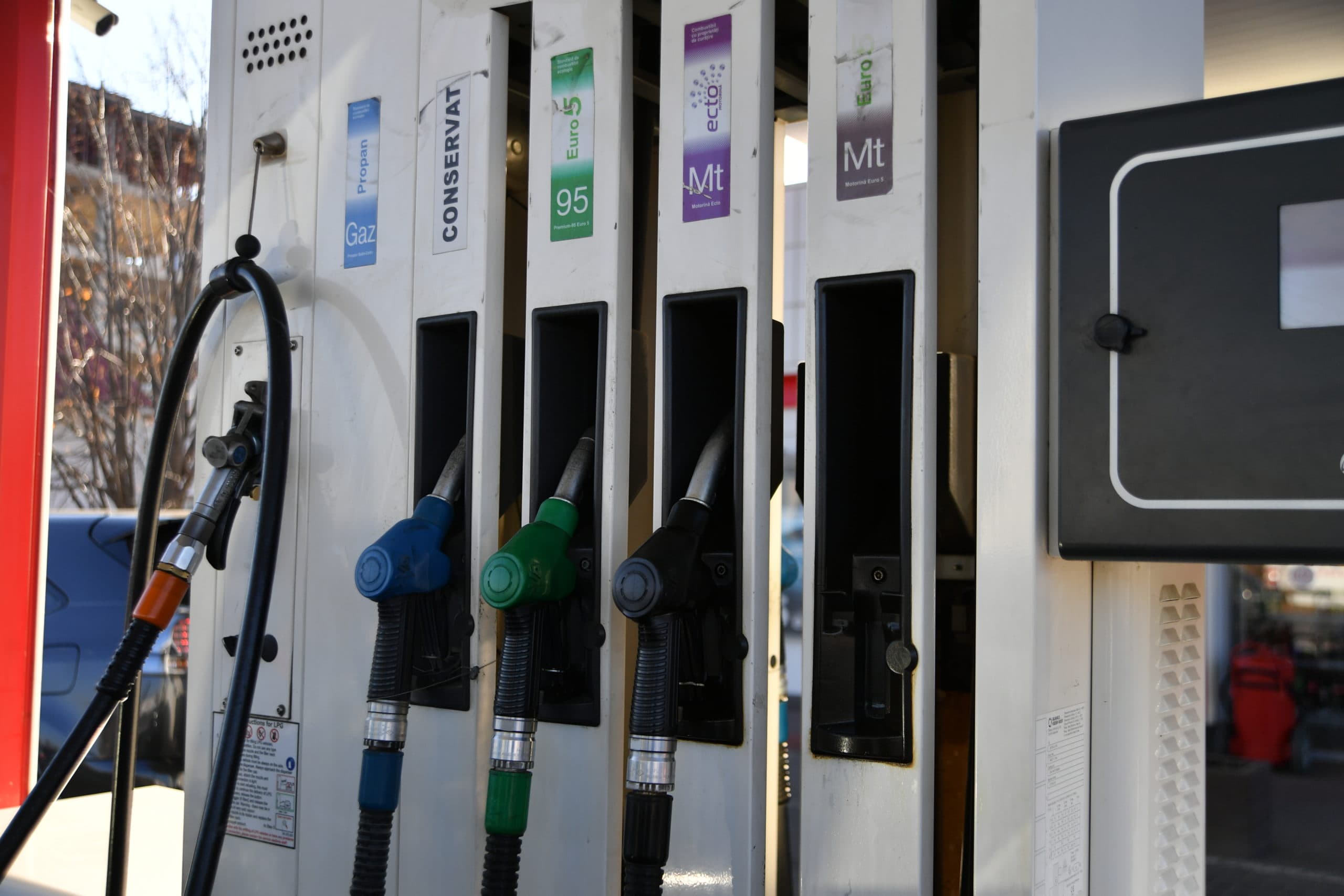 Înțelegeri de cartel pe piața produselor petroliere