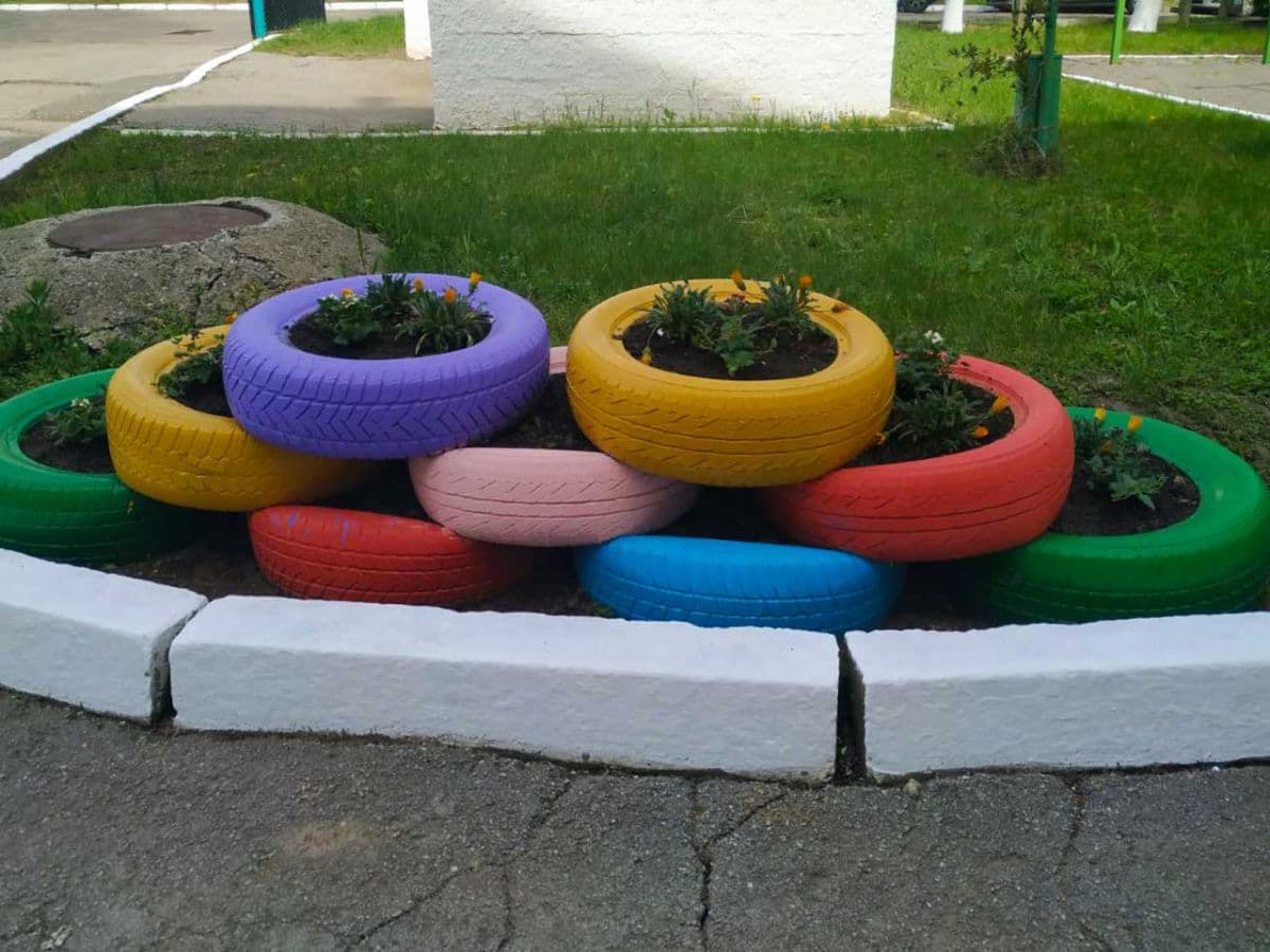 Anvelopele de pe teritoriul grădinițelor vor fi scoase