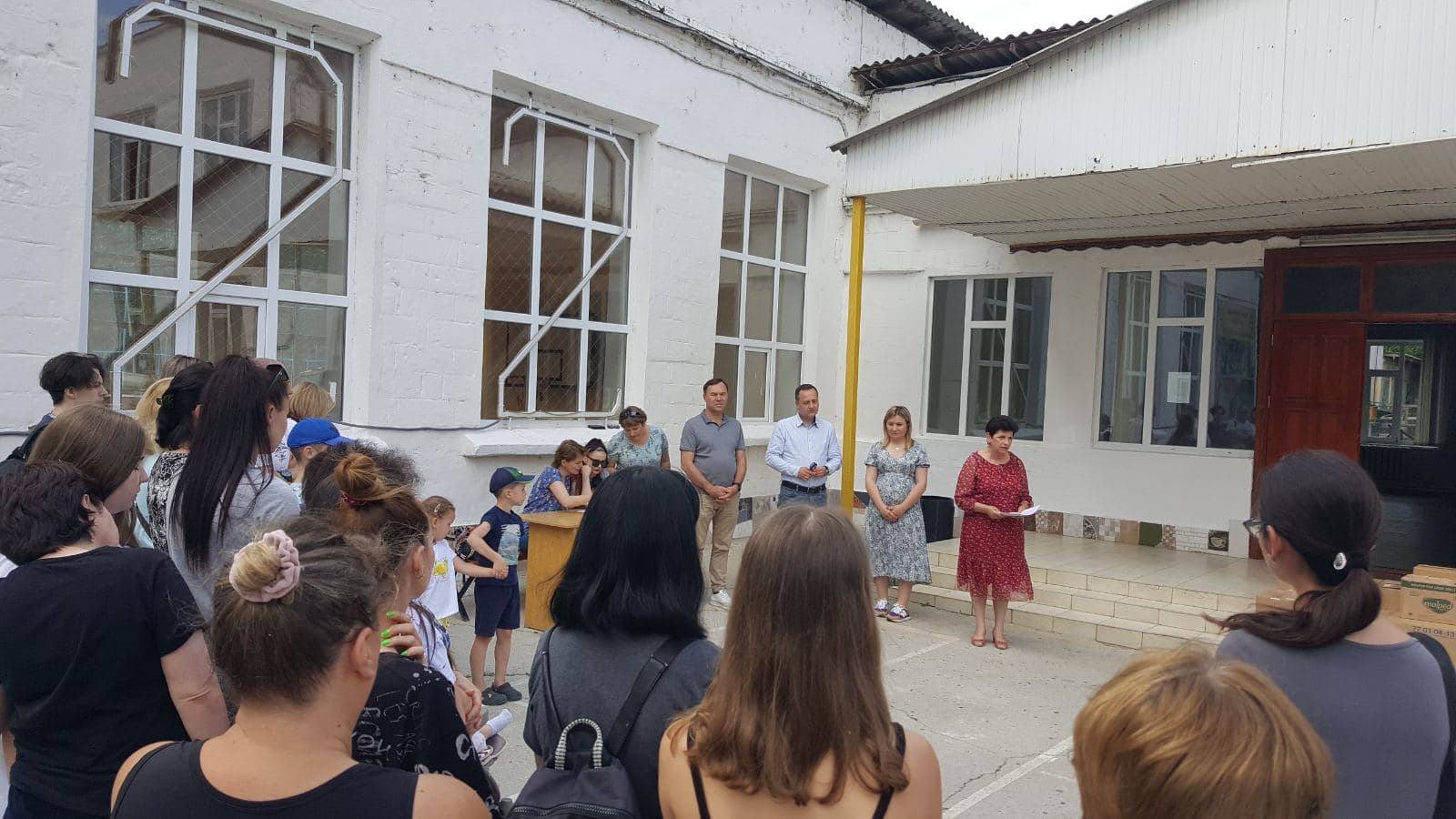 Oficiul Național al Viei și Vinului a ajutat refugiații din Ucraina / FOTO