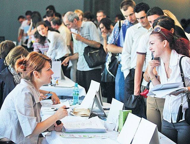 Peste 1.000 de ucraineni au fost angajați oficial în Moldova