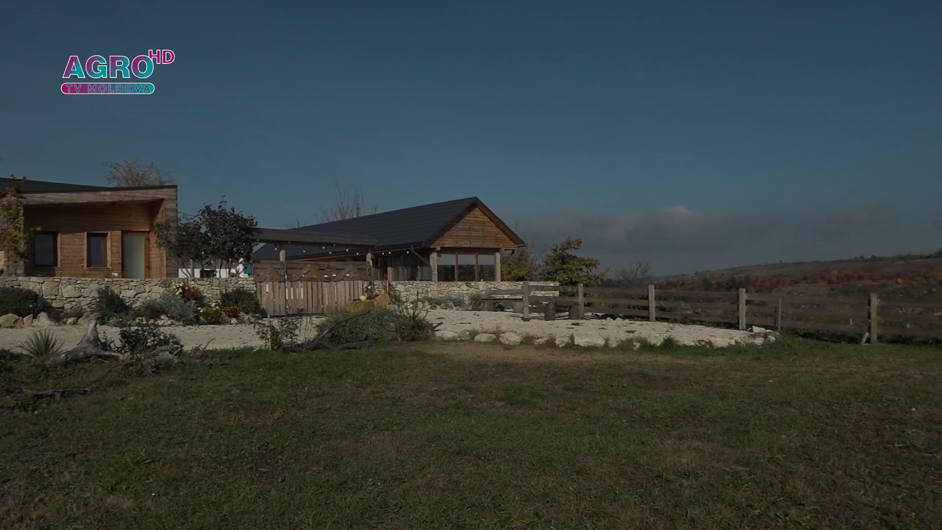 Norocos Pământ avem. Sau poate Noi suntem norocoși…