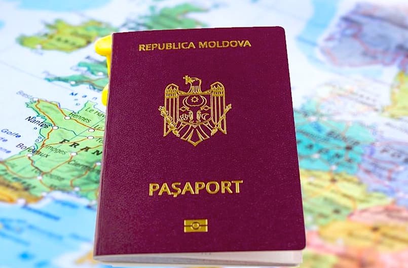 Cetățenii vor putea primi buletinul direct acasă. Cît costă serviciu