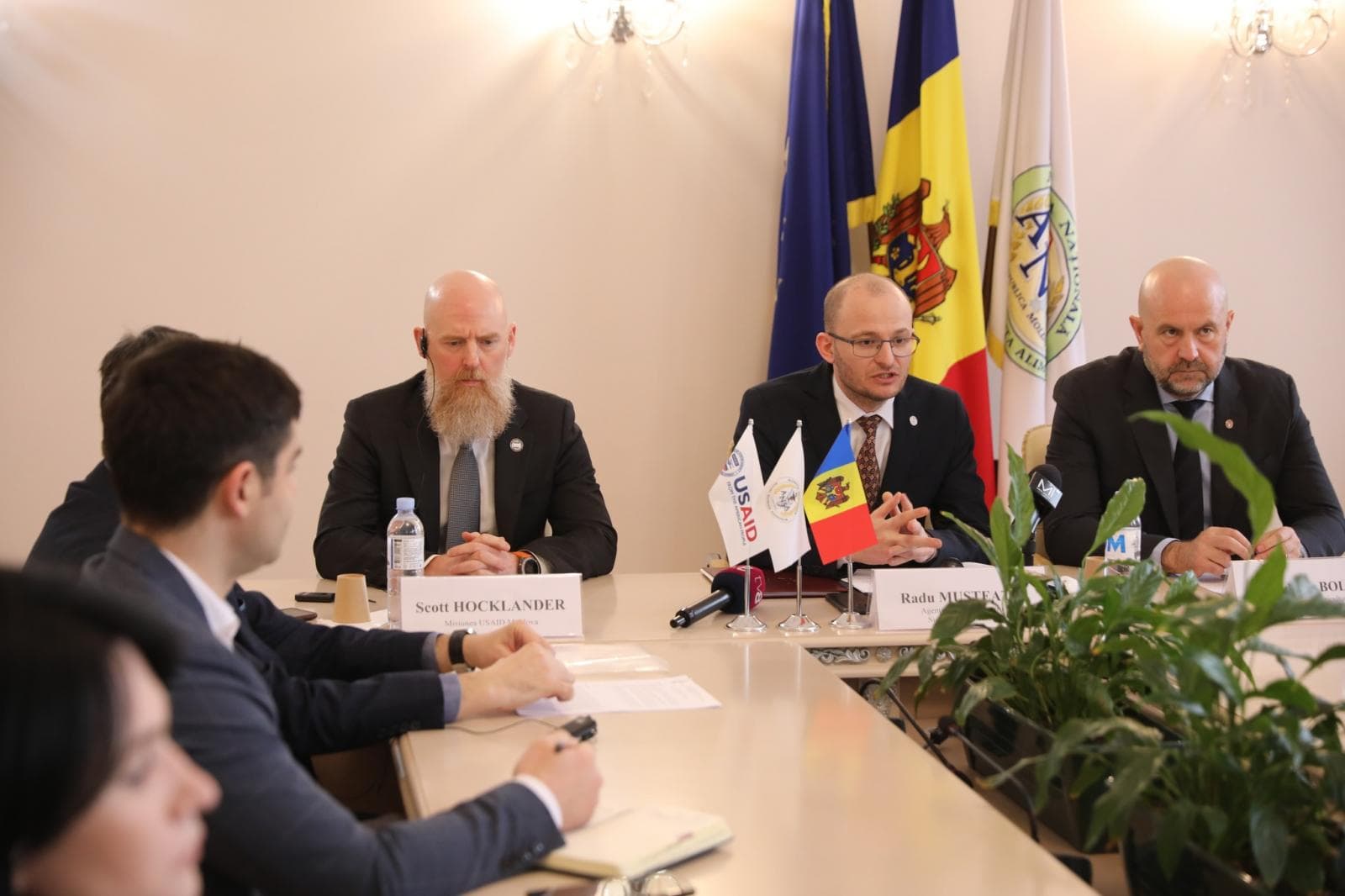 Prima platformă digitală pentru fermieri, lansată de USAID / VIDEO