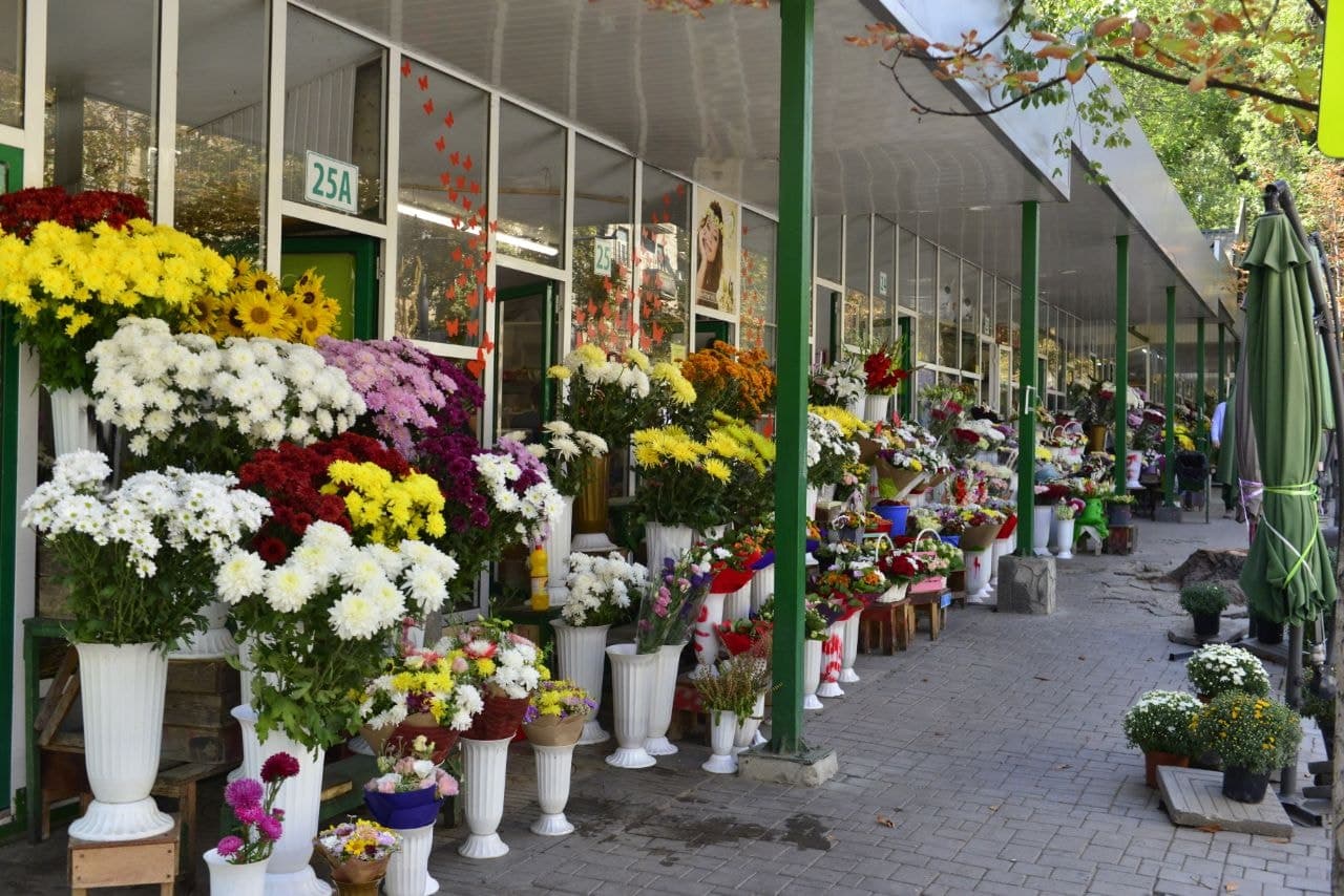 Care sunt prețul florilor în ajun de 8 martie