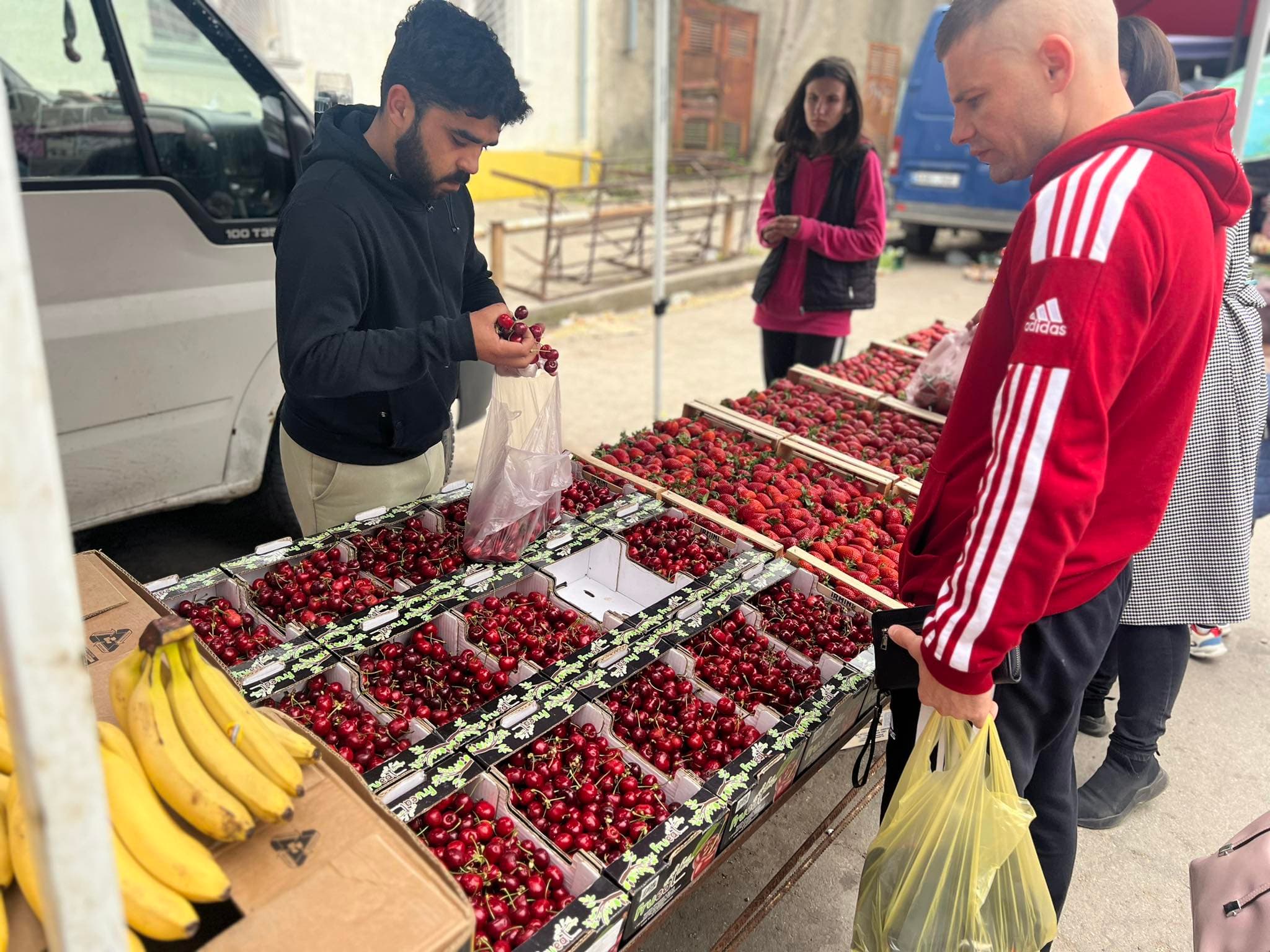 Cireșele, cele mai scumpe fructe la piață