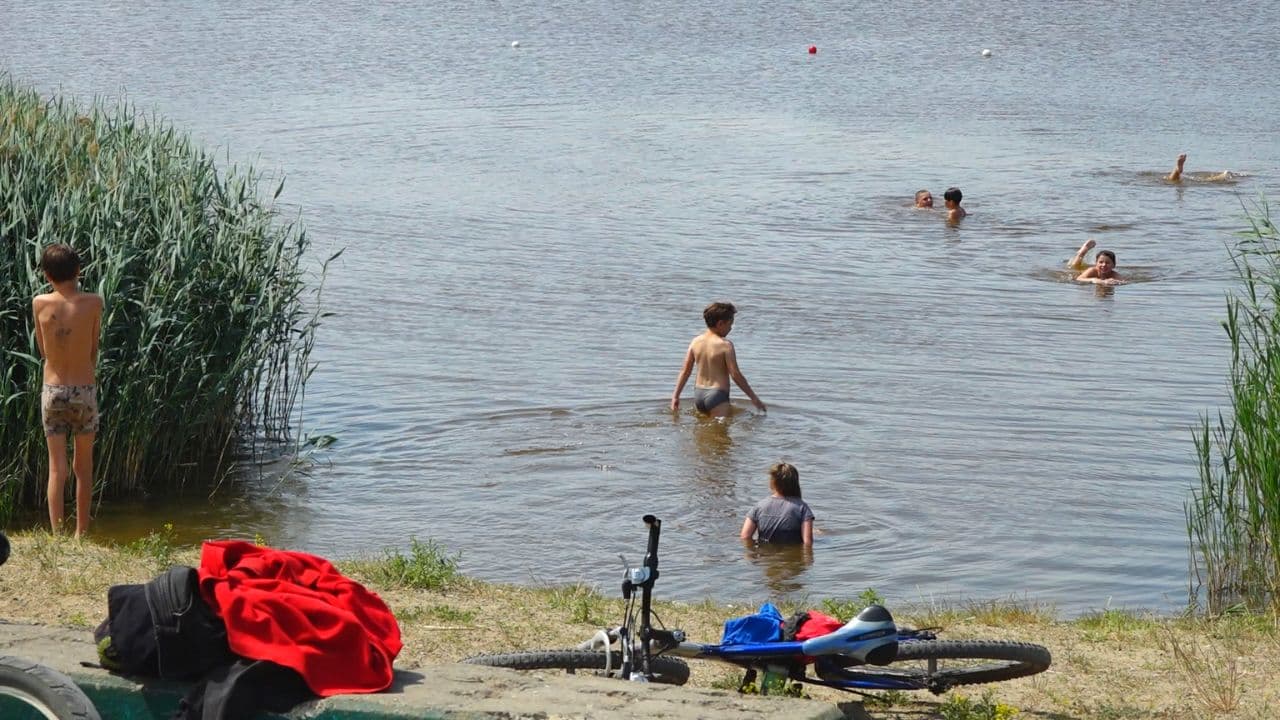 Scăldatul în lacurile din nordul țării, periculos