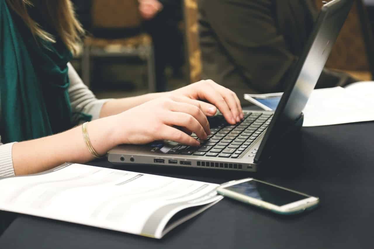 Doar studenții care au o medie mai mare de 6,5 vor beneficia de burse de anul viitor