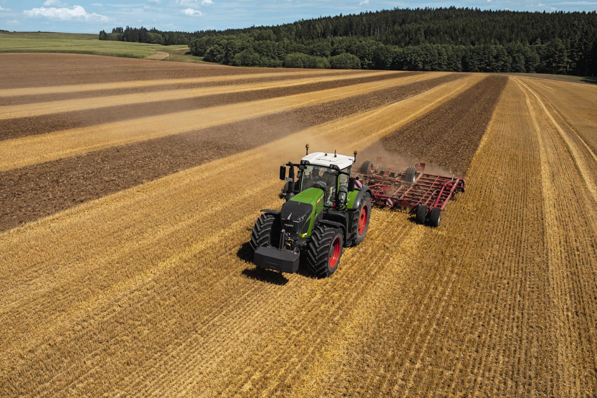 Actele de înmatriculare pentru utilaje agricole, disponibile acum online