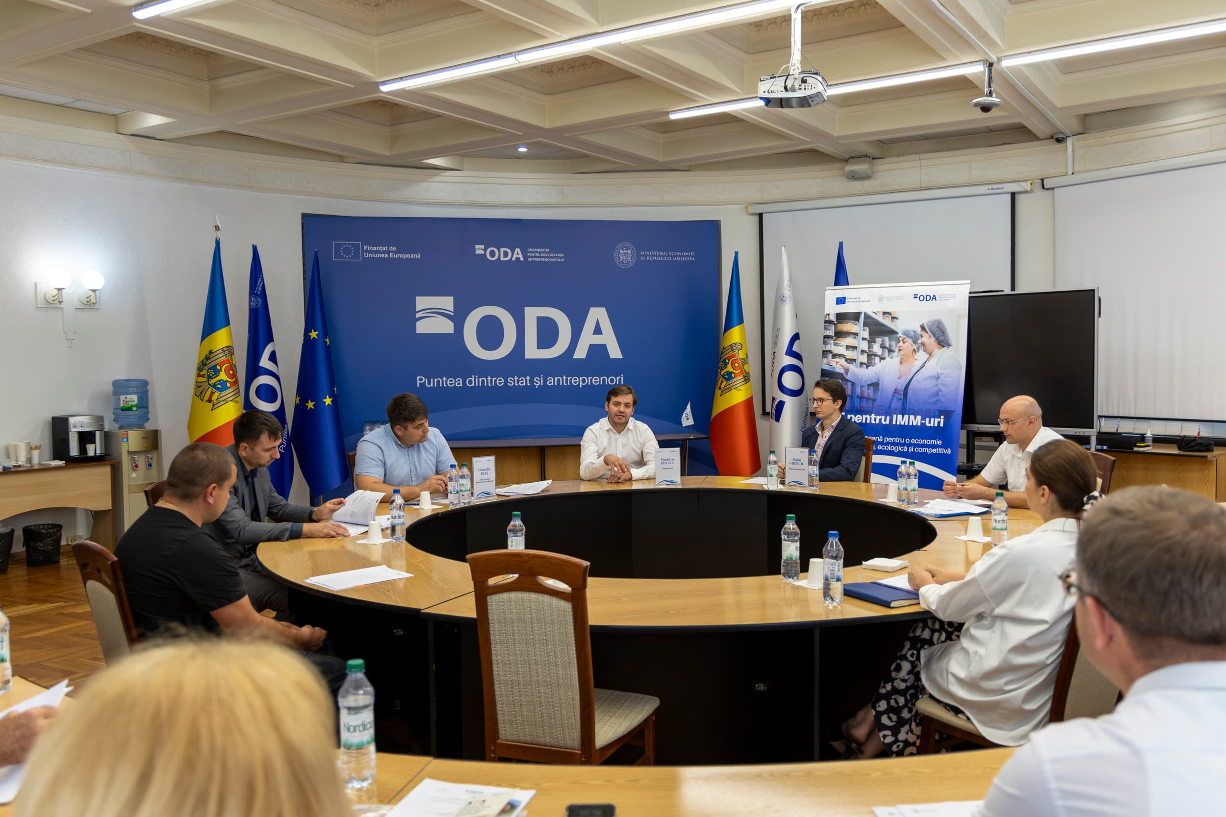 Granturi investiționale pentru 45 de companii / FOTO