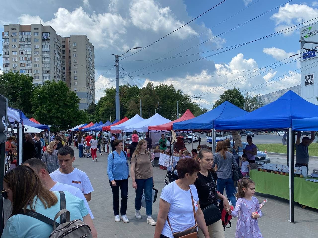 Târguri cu produse autohtone în capitală