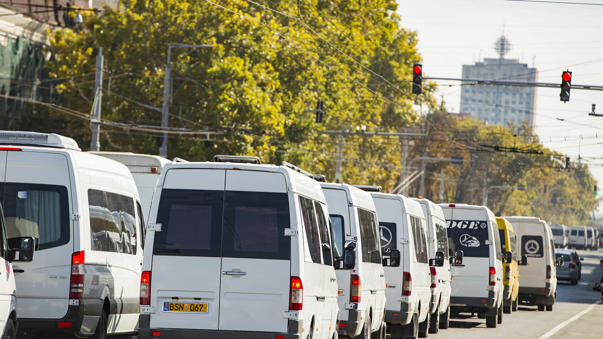 Metodologie nouă pentru tarifele de transport: reguli clare și prețuri predictibile din 2026