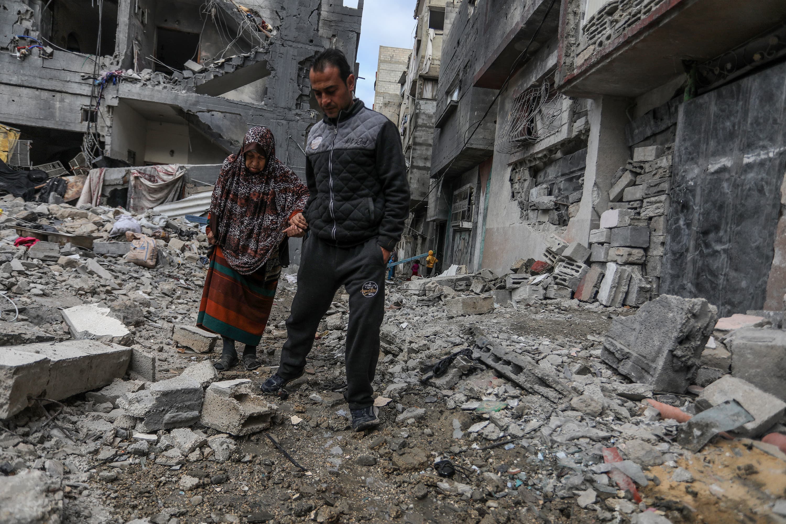 Membrii comunității surzilor și a persoanelor cu deficiențe de auz din Fâșia Gaza se confruntă cu dificultăți deosebite